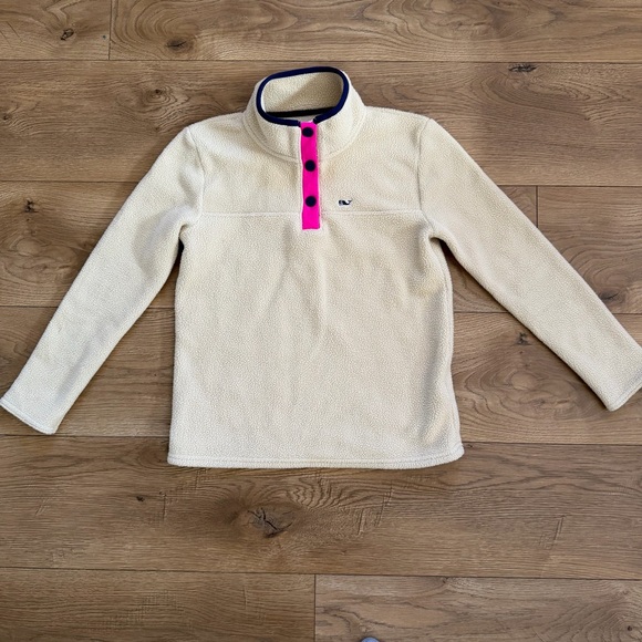 Vineyard Vines Other - Vineyard Vines Girls Sherpa Fleece Pullover Size 10/12 Quarter Snap Whale Logo